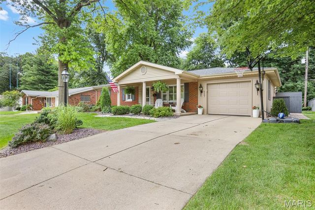 537 Buena Vista Street, Edwardsville, IL 62025