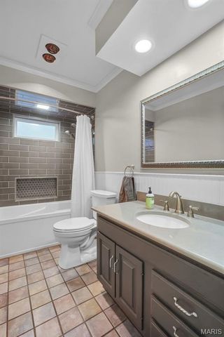 537 Buena Vista Street, Edwardsville, IL 62025