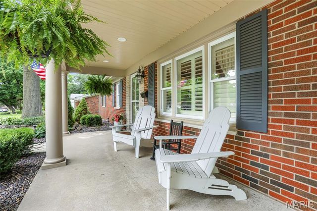 537 Buena Vista Street, Edwardsville, IL 62025