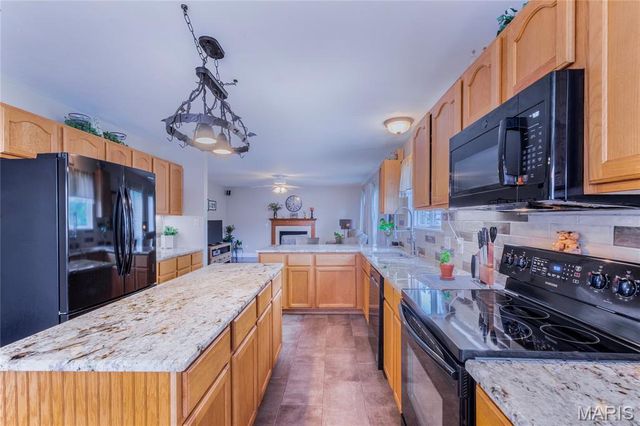 1455 Amber Wave Drive, O'fallon, MO 63366