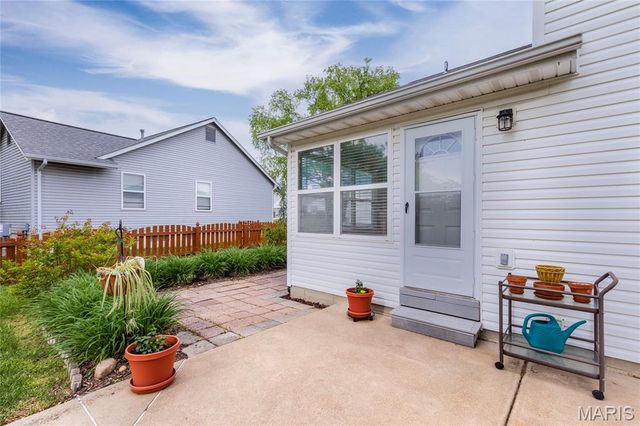 1455 Amber Wave Drive, O'fallon, MO 63366