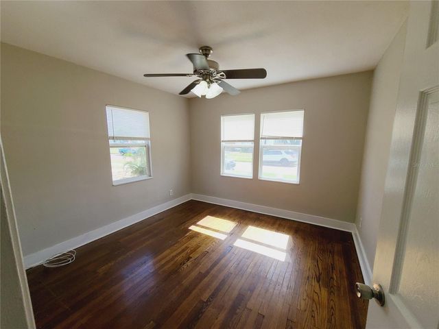 4551 3RD AVENUE S, St Petersburg, FL 33711