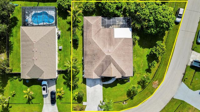 2085 SW Aladdin Street, Port St. Lucie, FL 34953