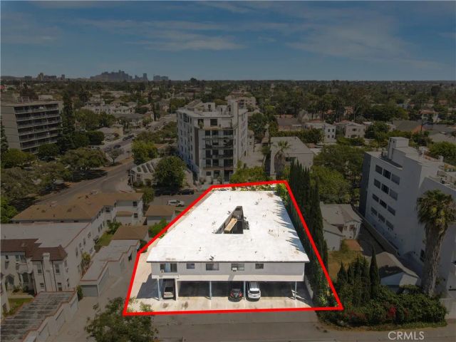 1117 S Spaulding, Los Angeles, CA 90019