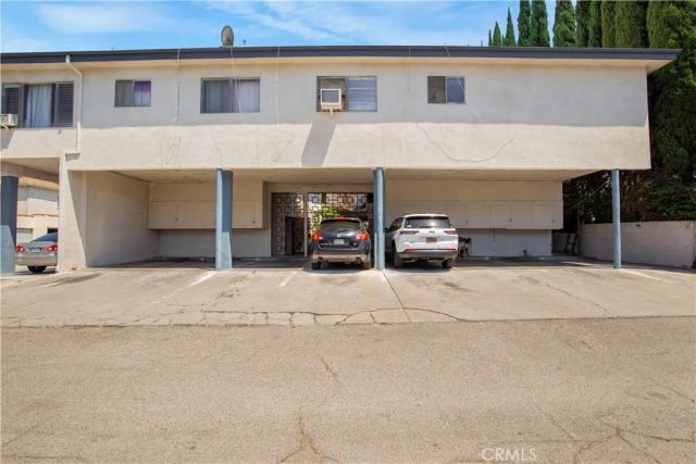 1117 S Spaulding, Los Angeles, CA 90019