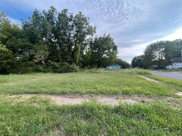 307 Fredonia Street, Muskogee, OK 74403