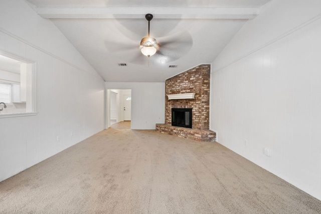 8 Flint Street, Conroe, TX 77301