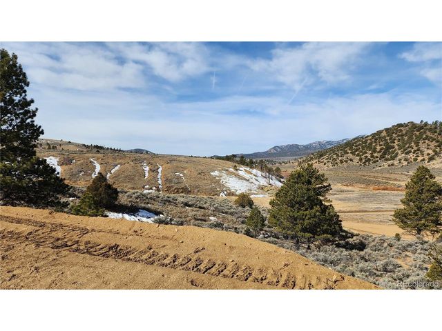 7770 Lewis Smith Rd, Fort Garland, CO 81133