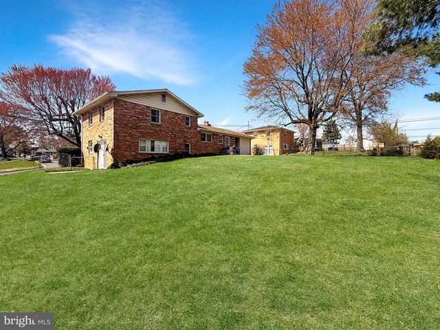 6404 SUMMERHILL RD, Temple Hills, MD 20748