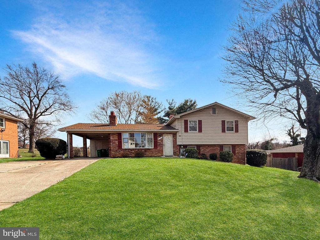 6404 SUMMERHILL RD, Temple Hills, MD 20748