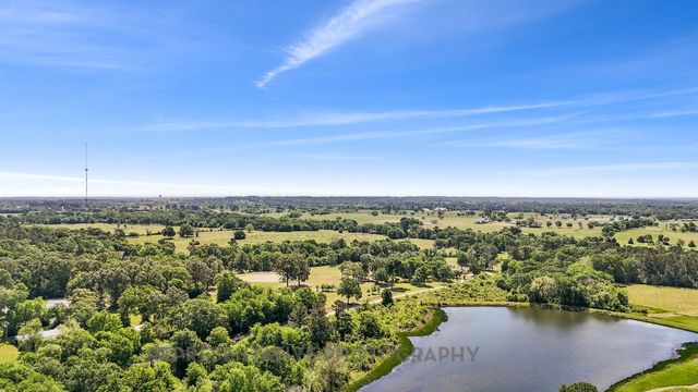 307 Barbet Court, Montgomery, TX 77316