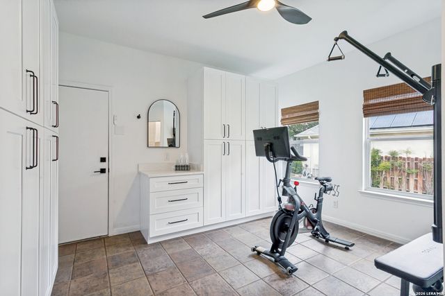 1106 WALKERS WAY, San Antonio, TX 78216