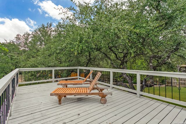 1106 WALKERS WAY, San Antonio, TX 78216