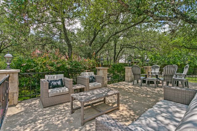 1106 WALKERS WAY, San Antonio, TX 78216