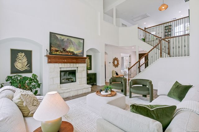 1106 WALKERS WAY, San Antonio, TX 78216