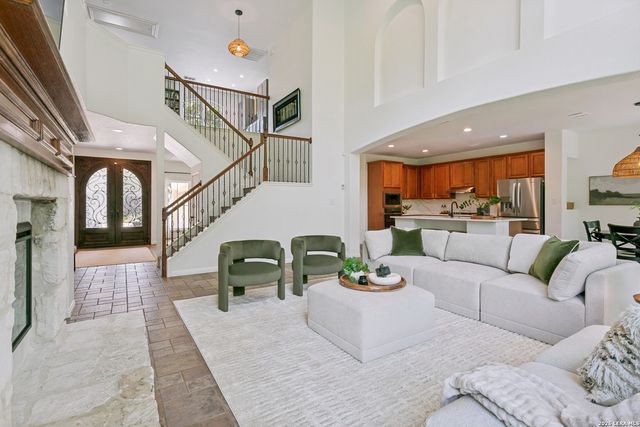1106 WALKERS WAY, San Antonio, TX 78216