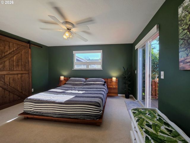 417 Se ROBERTS Ave, Gresham, OR 97080