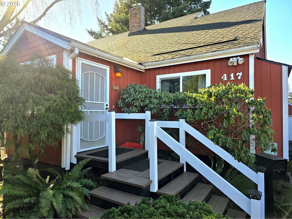 417 Se ROBERTS Ave, Gresham, OR 97080