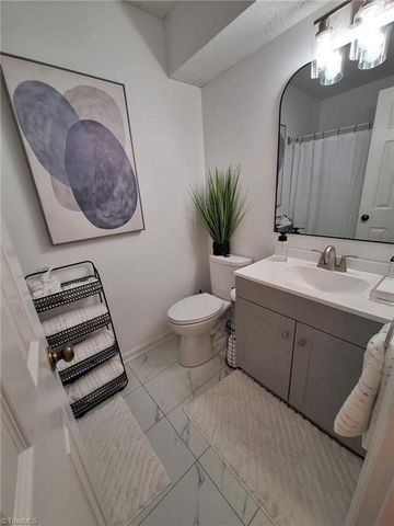 3701 Cotswold Terrace, Greensboro, NC 27410
