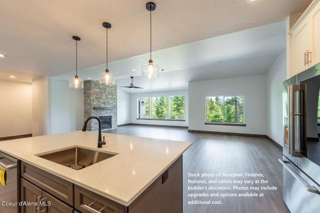 2663 W Seasons Rd, Athol, ID 83801