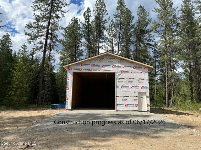 2663 W Seasons Rd, Athol, ID 83801