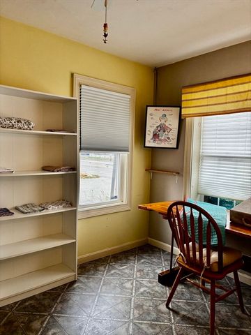 169 Park Ave W, Weymouth, MA 02190