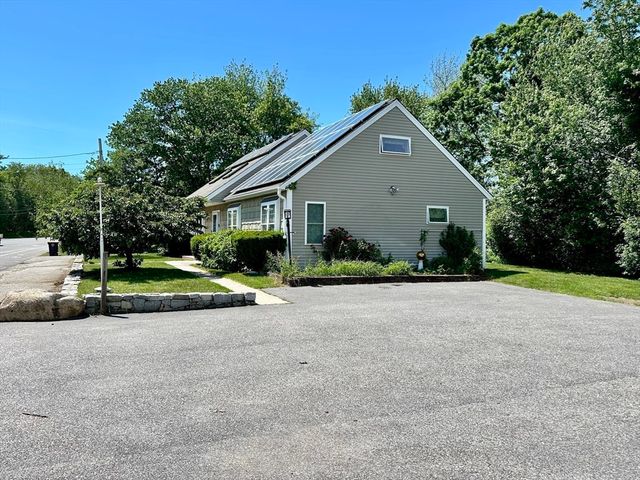169 Park Ave W, Weymouth, MA 02190