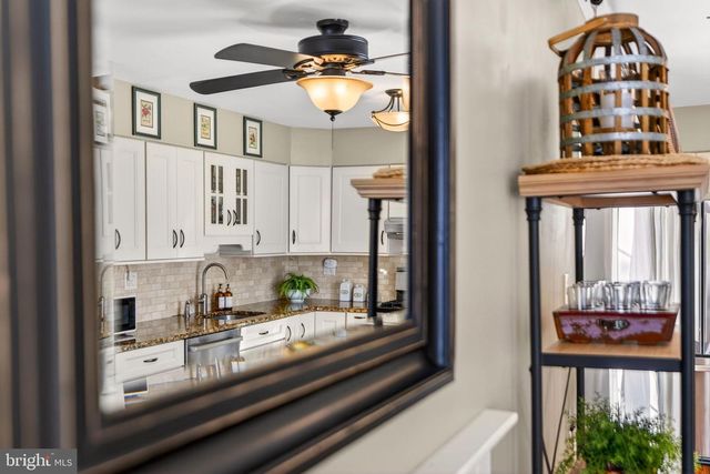 221 STANFORD, Newtown, PA 18940