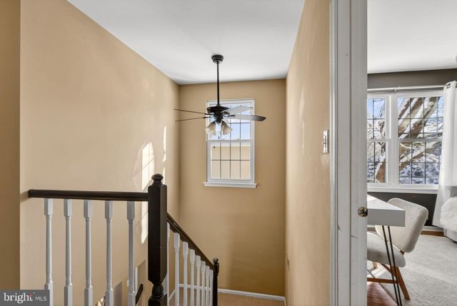 221 STANFORD, Newtown, PA 18940