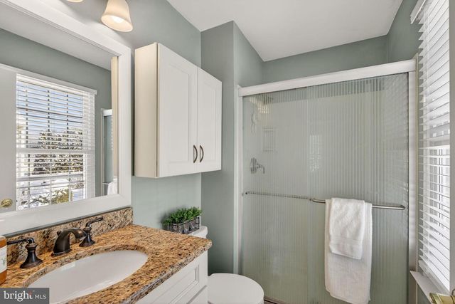 221 STANFORD, Newtown, PA 18940