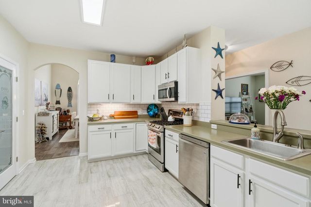 37 MISSION WAY, Barnegat, NJ 08005