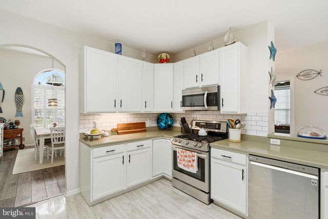 37 MISSION WAY, Barnegat, NJ 08005