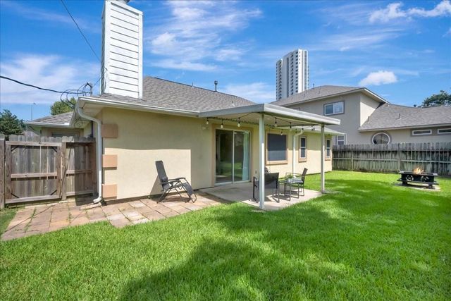 103 Denton Drive, Pasadena, TX 77586