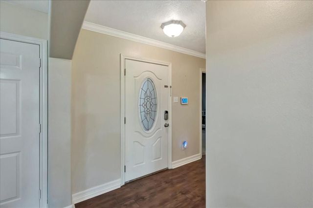 103 Denton Drive, Pasadena, TX 77586