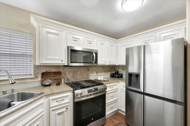 103 Denton Drive, Pasadena, TX 77586
