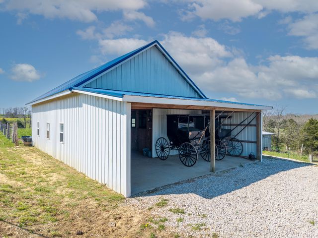 608 Saunders Lane, Hillsboro, KY 41049
