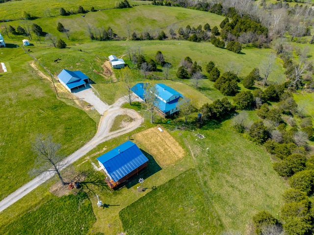 608 Saunders Lane, Hillsboro, KY 41049