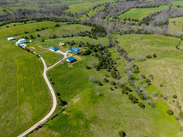608 Saunders Lane, Hillsboro, KY 41049
