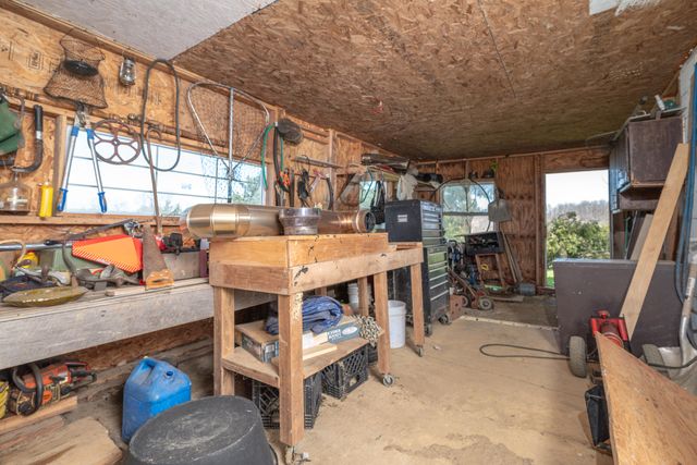 608 Saunders Lane, Hillsboro, KY 41049