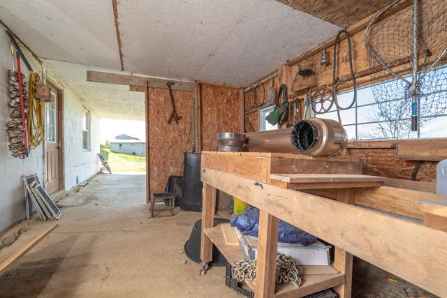 608 Saunders Lane, Hillsboro, KY 41049