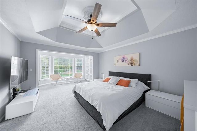 4300 W 125th Terrace, Leawood, KS 66209