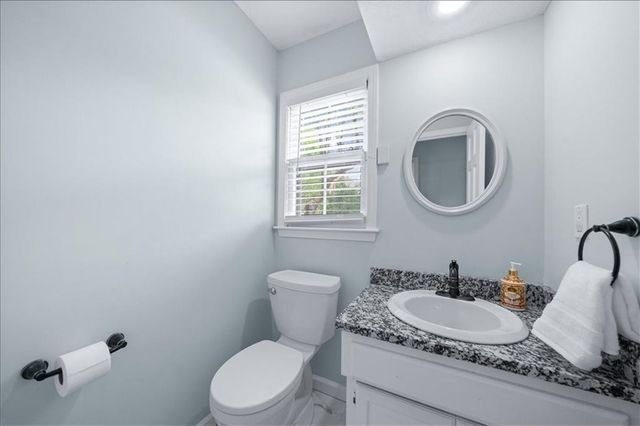 4300 W 125th Terrace, Leawood, KS 66209