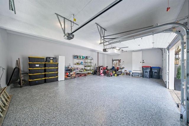 4300 W 125th Terrace, Leawood, KS 66209