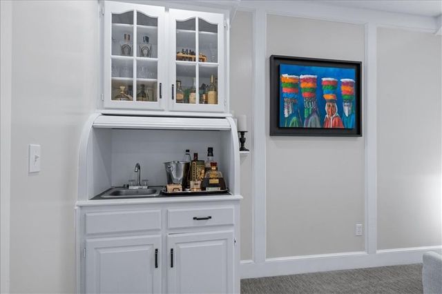 4300 W 125th Terrace, Leawood, KS 66209