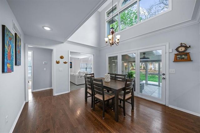 4300 W 125th Terrace, Leawood, KS 66209