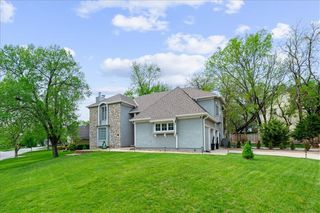 4300 W 125th Terrace, Leawood, KS 66209