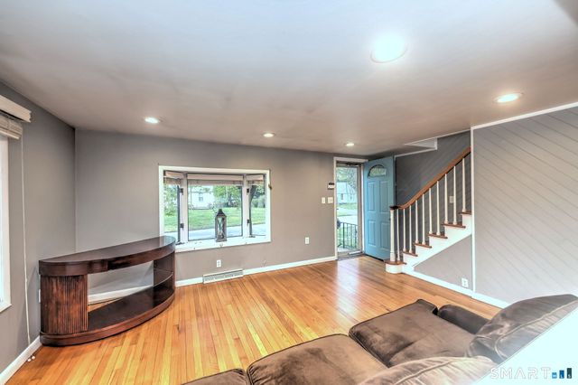 44 Joyce Court, Milford, CT 06461