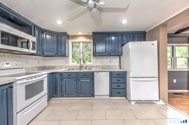 44 Joyce Court, Milford, CT 06461