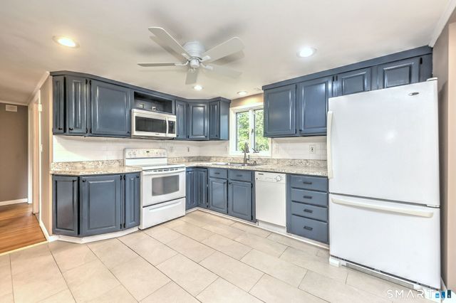 44 Joyce Court, Milford, CT 06461