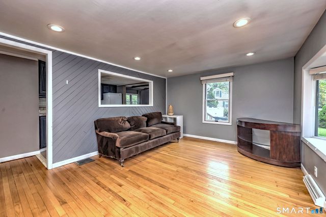 44 Joyce Court, Milford, CT 06461